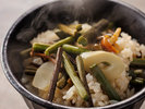 【特別会席】春(2026年3月〜5月)食事 山菜炊き込みご飯