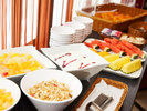 【朝食バイキング】デザート・フルーツも盛りだくさん!ご賞味くださいませ。
