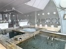温泉でのんびりとおくつろぎいただける、癒しの空間です。