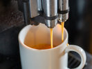 挽きたてのコーヒーをお楽しみください。