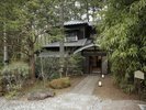 ホテル別棟「檜」では、季節営業にてすき焼き、鉄板焼きをご用意