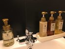 POLA製シャンプー、コンディショナー、ボディソープ、洗顔フォーム