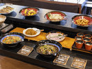 【ご朝食】五島名物「五島うどん」「鮮魚の漬け」など食の恵みも感じられる<ビュッフェ形式>の朝ごはん