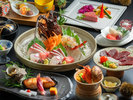 【夕食グレードアップ-優(Yu)会席-秋イメージ】伊勢海老姿造り、松茸土瓶蒸し、黒毛和牛ステーキなど。