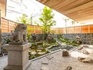 ラウンジ銀沙灘から見える庭園
