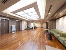清潔で落ち着いた雰囲気のロビーでお迎えいたします