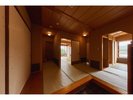 趣や広さも様々な次の間付客室(一例)