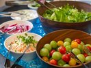和食を中心としたビュッフェスタイル朝食