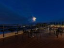 絶景ラウンジ 夜には満天の星と夜景をご堪能ください。