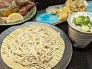 自慢の手打ち蕎麦