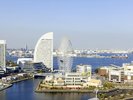 夜景はもちろん、朝のみなとみらいもおすすめ。青く輝く美しい景色は、素敵な一日のはじまりにぴったりです