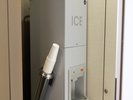 【館内設備:製氷機】館内13階・16階・22階にご用意しております。