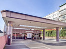 ホテル入口。当館のスタッフが元気よくお出迎えいたします。