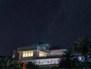 サニーサイドホテル本館と星空夜景