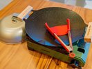 タイニーホテルの客室備品!持ち込んだ食材はこちらをウッドデッキで調理できます♪