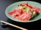 【前沢牛ロースしゃぶしゃぶ】トロけます。普通のしゃぶしゃぶよりもレアの状態が食べころ。