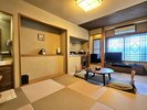 エコノミー客室8畳 トイレはついておりませんが、当館で一番お安くご宿泊できるお部屋です!