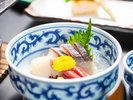 九州の鮮魚を使用したお造りお祝い事等で船盛等も可能です。お問合せ下さいませ。