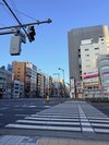 JR線側から見える四谷見附交差点KFC側へ横断します
