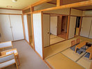 和室10畳+4.5畳(広縁/床の間/トイレ/洗面所)