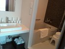 ■ファミリールーム■洗面台とバスとトイレはセパレートです。