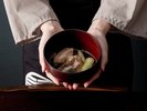 御椀替り<夏のお料理>鰻白焼きの吸い物