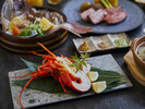 瀬戸内の旬を味わう和食会席。海と山の幸を贅沢に堪能。