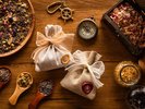 【滞在のお楽しみ】英国薫るハーブのサシェづくり体験(有料)