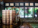 ◆樽水風呂/北海道内でも有数の深さを楽しめる水風呂です(一例)