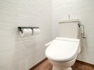 �y2026�N4�������z�C�[�X�g�E�C���O �E�҃t�@�~���[���[��