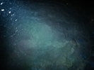 【女性用小浴場】木の湯船に満ちる明礬の湯。目の前の湯面を眺めながら温泉そのものを楽しむ。