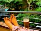 お部屋で、お庭を眺めながらの風呂上りビール(最高)