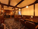 クラシカルなダイニングで味わう信州食材のフレンチフルコース。高原の夜をゆっくりとお楽しみください。
