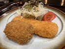 サーモンフライとカニクリームコロッケ