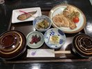 日替わり夕食:豚の生姜焼き定食