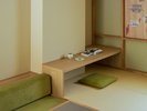 座敷ダブル(4名定員)使い勝手の良い畳スペース