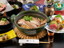 秘伝だしで炊き上げる当館自慢の「天然鯛めし」が主役の会席