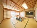 【海側客室】 ゆったり和室12畳+広縁 (バス・トイレ付)