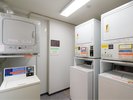 洗濯機・乾燥機を各3台ご用意しております