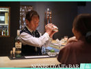 【のんべぇおやじ's BAR】あるじ自らシェイカーをふるいます。