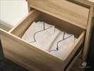 ナイトガウン客室の引き出し内にご用意しています