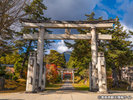 岩木山神社の鳥居と紅葉(秋)