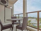 【ファミリールーム】ベランダからは伊江島や東シナ海をご覧いただけます(お部屋により眺望は異なります)