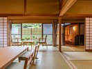【特別室】半露天風呂付客室-和室2間-70�u