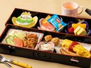 【幼児用ご夕食】小さなお子様が楽しく食べられるよう、人気のメニューを彩りよく詰め込みました!