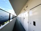 マンションをリノベーションした廊下