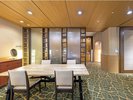 【1階ロビー】お待ち合わせの際ご利用いただけます。