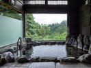 内風呂「白妙の湯」婦人