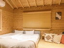 �y2beds cabin�z�؂̂ʂ�����Ƃ₳�����Ɩ��ɕ�܂��A���₵�̃x�b�h���[���B