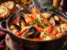「秋の味覚を満喫!秋限定ビュッフェ」魚介の旨みたっぷり!濃厚ブイヤベース